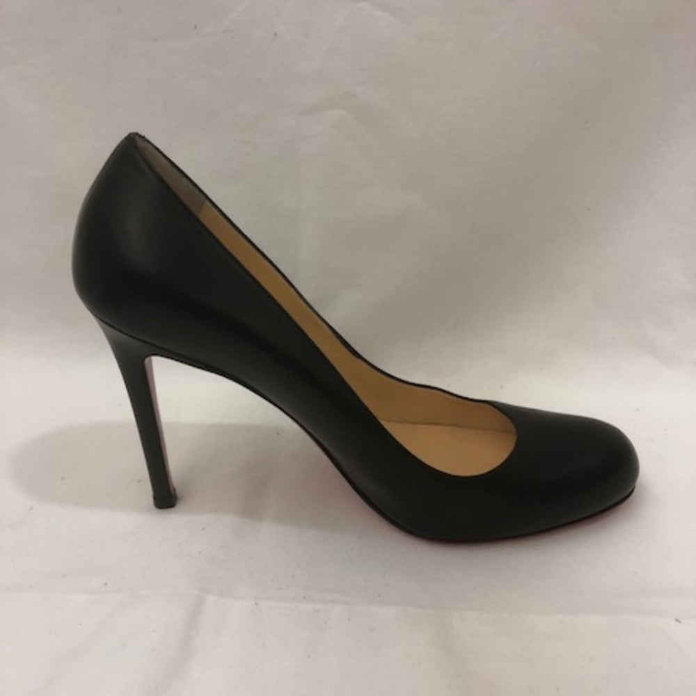 Black Simple Pump (EUR 38.5)